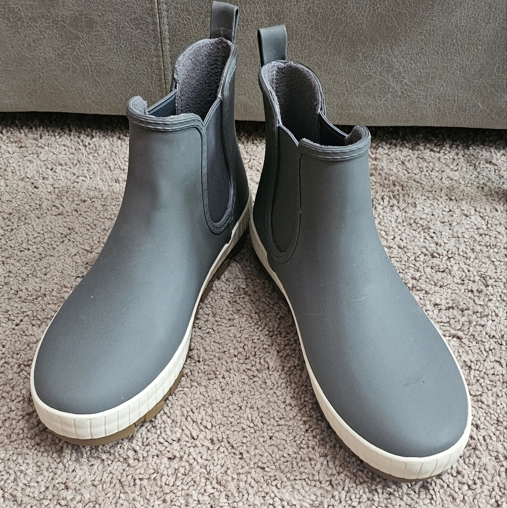 Sperry Rain Boots